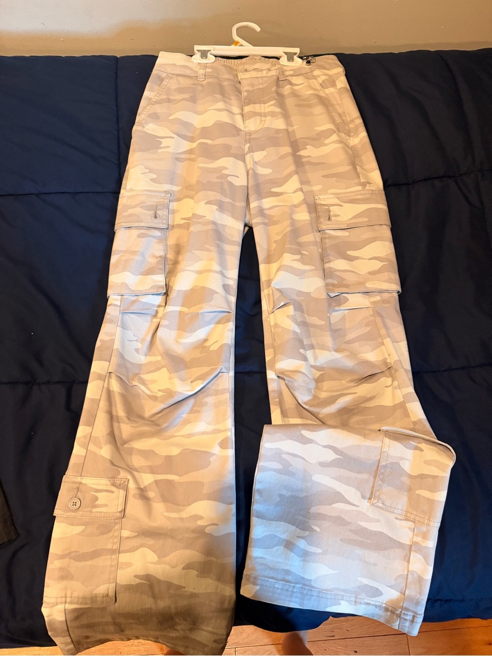 Wild Fable Grey Camo Cargo Pants